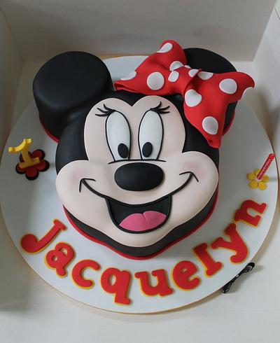 Minnie Mouse. - Cake by Delights by Design