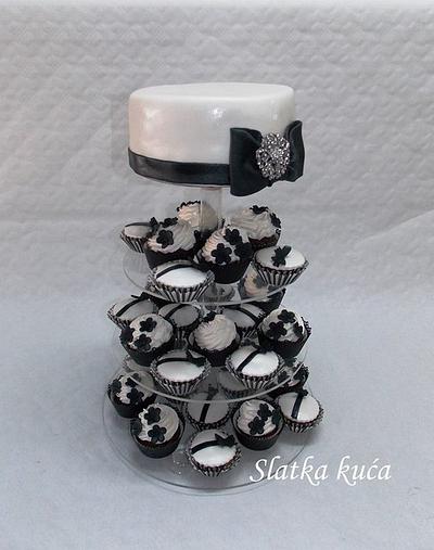 Black & White wedding cake with muffins - Cake by SlatkaKuca