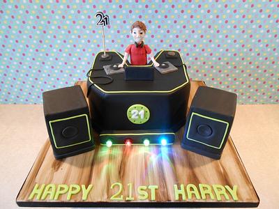 DJ Cake - Cake by Dinkylicious Cakes