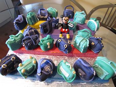 Small cake purses - Cake by Angiescakes