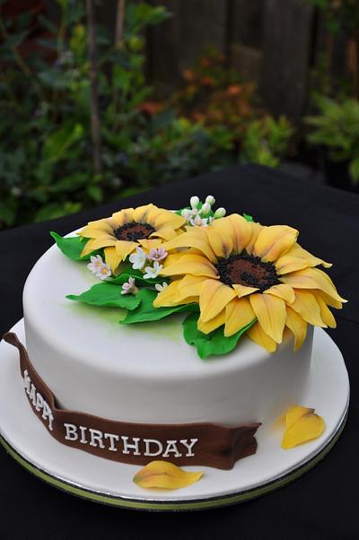 Sunflowers - Cake by CakesVIZ