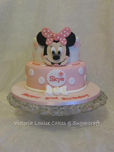 Minnie Mouse Cake - Cake by VictoriaLouiseCakes