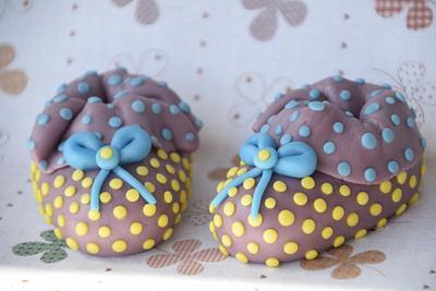 Baby Booties Fondant Topper - Cake by BiboDecosArtToppers 