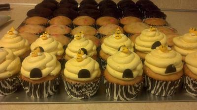 Bumble Bee's - Cake by Sherry's Sweet Shop