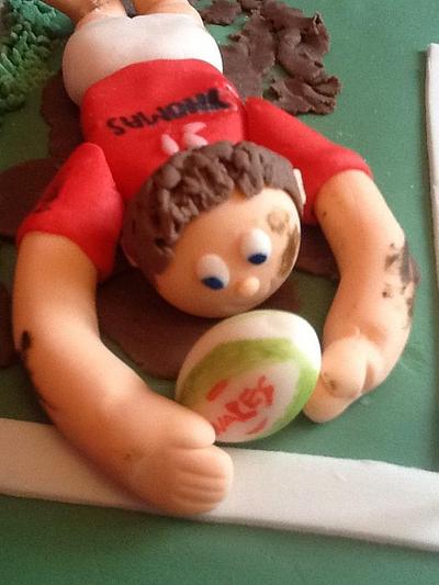 Rugby - Cake by CupNcakesbyivy