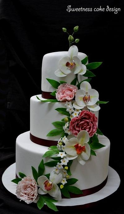 Wedding cake peonies and orchids - Cake by sweetnesscakedesign