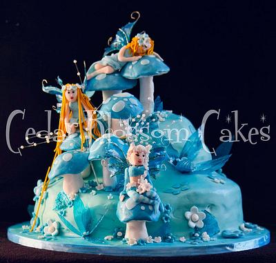 Fairies in blue - Cake by ozgirl39