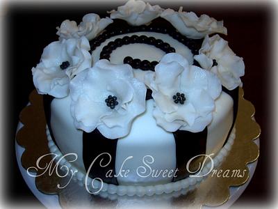 Black & White Cake - Cake by My Cake Sweet Dreams