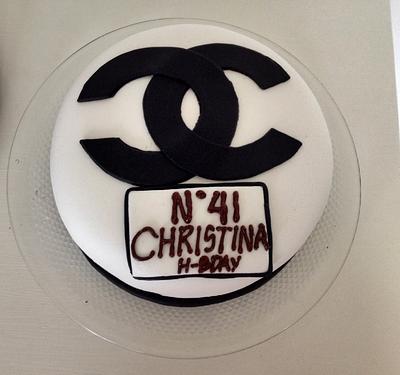 Chanel No. 41 - Cake by Shemoe