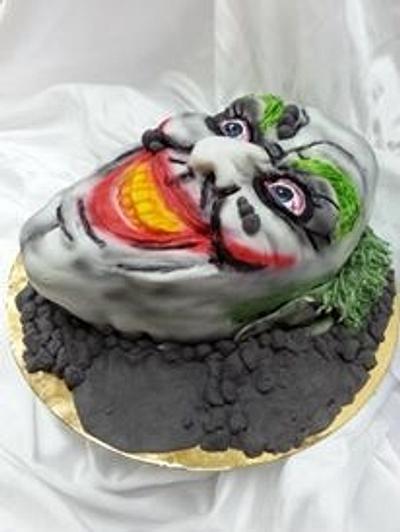scary face - Cake by Ola