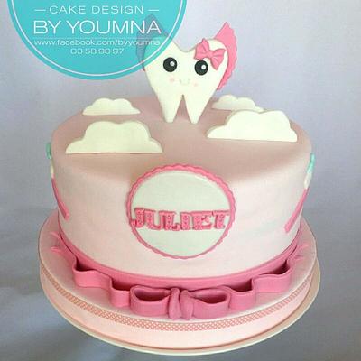 First tooth - Cake by Cake design by youmna 