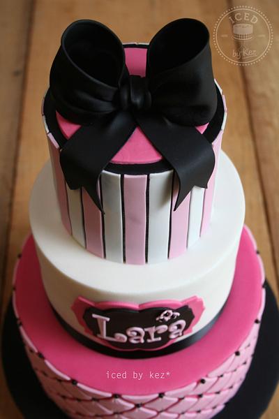 Pink, Black & White 21st Cake - Cake by IcedByKez