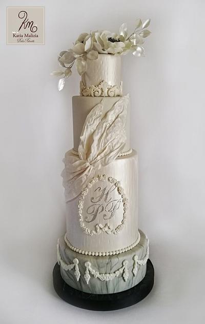 Crystal Wedding Cake - Cake by Katia Malizia 