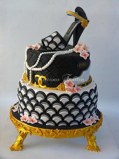 Chanel - Cake by Peggy ( Precious Taarten)