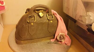 Brown bag cake - Cake by Shollybakes