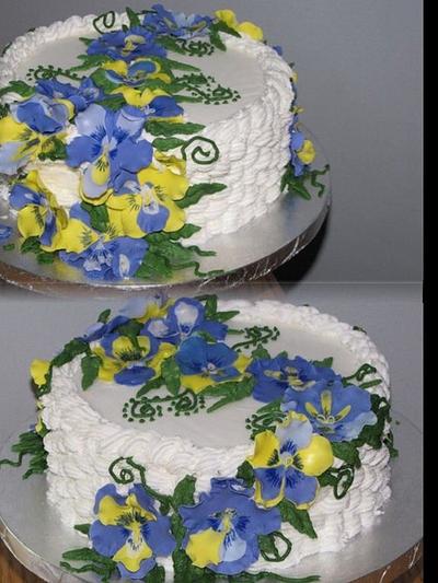 Birthday cake whit Pansies - Cake by AGNES JOHN