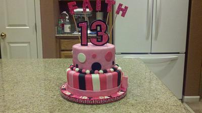 Girls birthday cake - Cake by Specialty Cakes by Steff