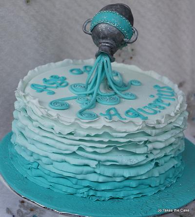 Aquarius - Cake by Jo Finlayson (Jo Takes the Cake)