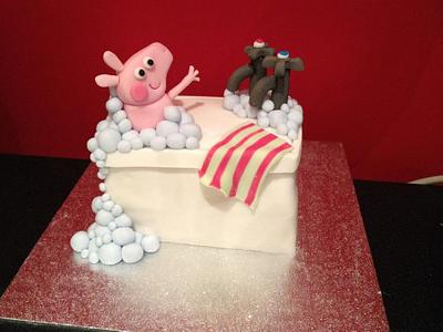 My first ever cake! Peppa Pig in the bath! - Cake by Tammy Barrett
