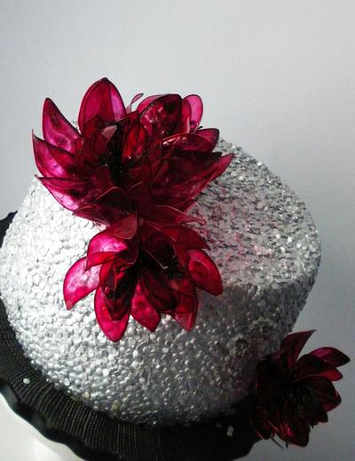 Birthday cake in silver - Cake by Rositsa Lipovanska