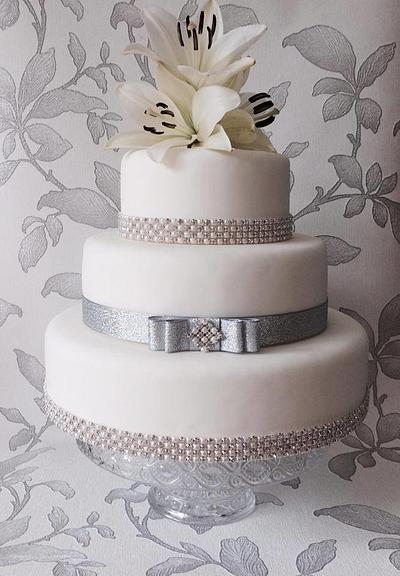 A little bit of bling...  - Cake by Julie Brown