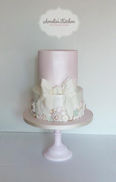 Vintages buttons and bow wedding cake - Cake by Helen Ward