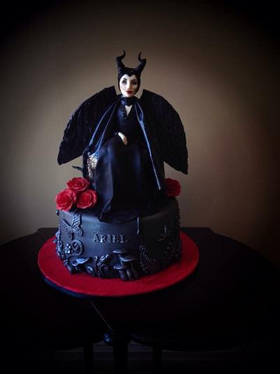 Maleficent  - Cake by The Sweet Duchess 