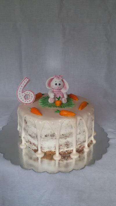 Baby girl rabbit - Cake by Alice