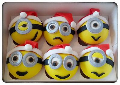 The merry minions - Cake by Brooke