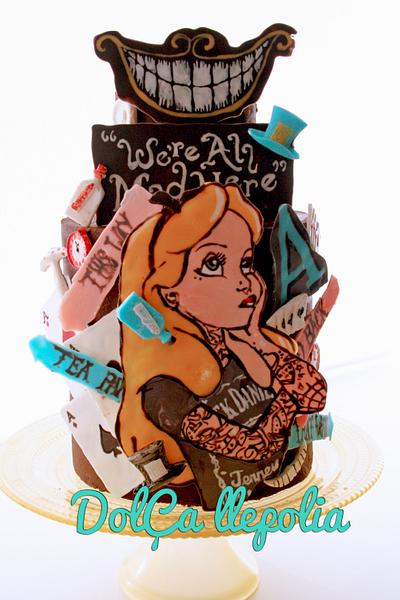 Alice painted with Candy Melts - Cake by PALOMA SEMPERE GRAS