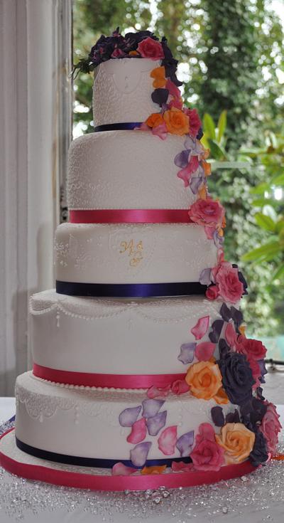 Cascading Roses Wedding CAke - Cake by Rachel Leah