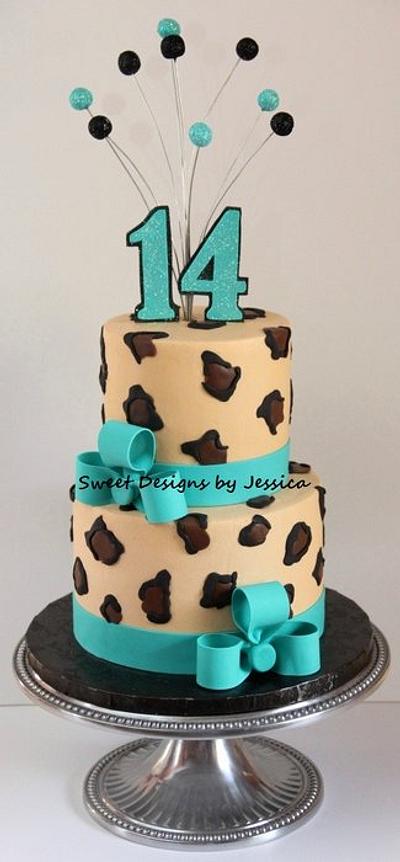 Kenzie's 14th - Cake by SweetdesignsbyJesica