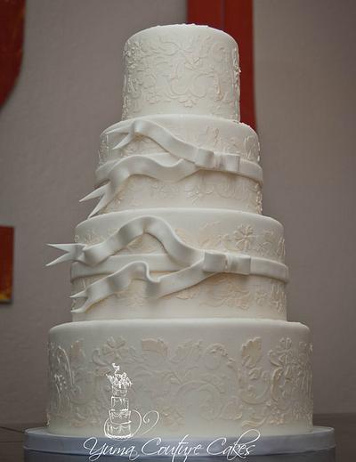 Breezy ribbons - Cake by Jamie Hoffman