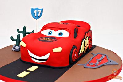 Lighting McQueen cake - Cake by The Sweetery - by Diana