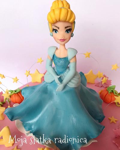 Cinderella - Cake by Branka Vukcevic