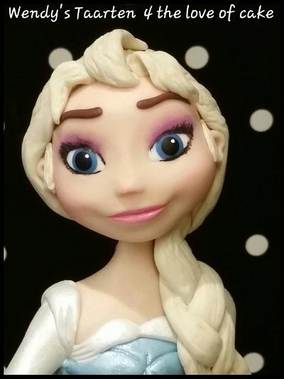 Elsa.  let it goooo - Cake by Wendy Schlagwein