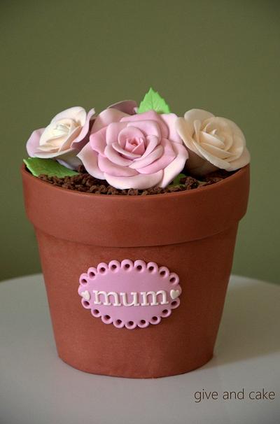 flower pot cake - Cake by giveandcake