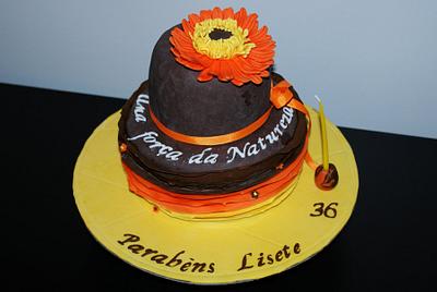 An orange gerbera - Cake by Lia Russo