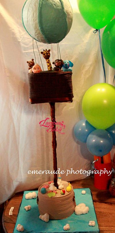 Baby shower cake  - Cake by Luscious Bakes by Rashmi 