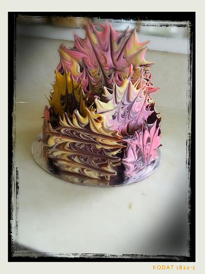 Splat - Cake by Katrina's Cupn Cakes