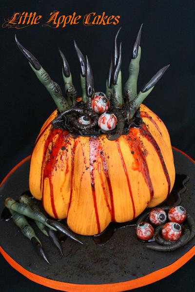 Hansel and Gretel's Halloween Revenge ~ Cake - Cake by Little Apple Cakes