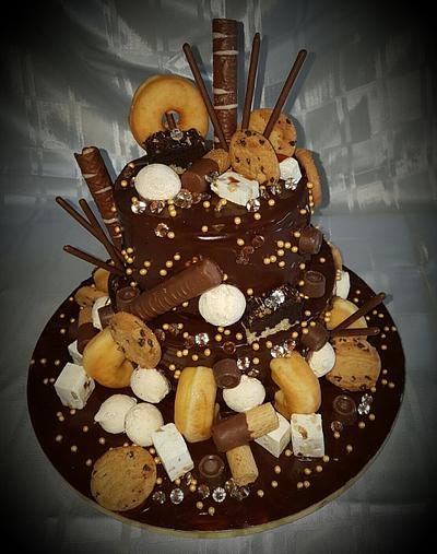 Chocolate and chocolate and chocolate  - Cake by Jacqueline