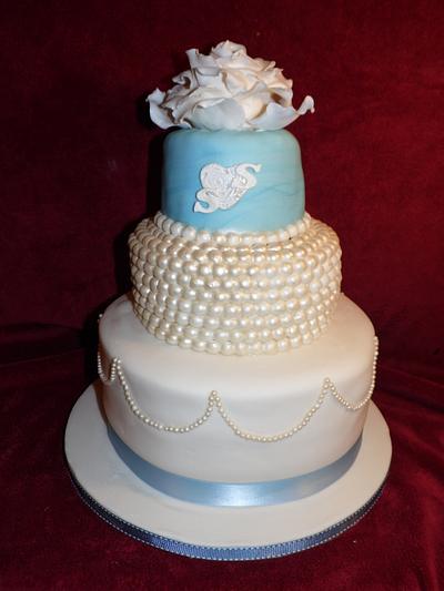 Pearl Wedding Cake - Cake by emma