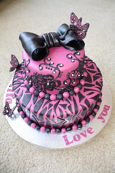 Sweet 16 - Cake by Julia Ch