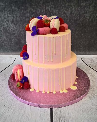 Pink drip cake - Cake by claire cowburn