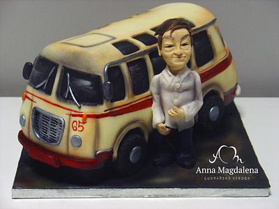 Bus driver - Cake by crazycakes