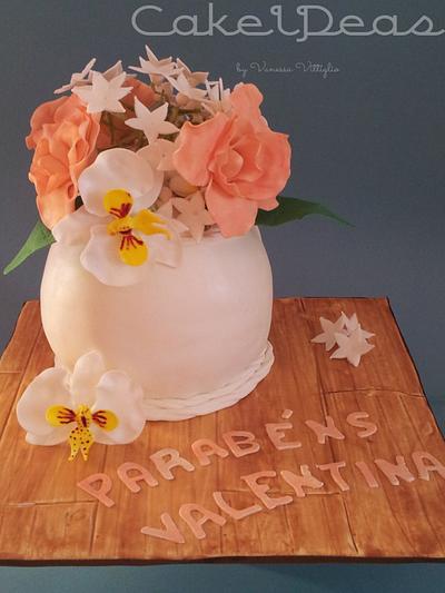 Flower Vase Cake - Cake by CakeIDeas
