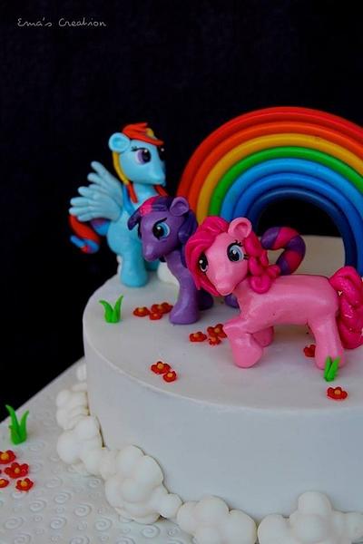 Little pony figurine  - Cake by Ema