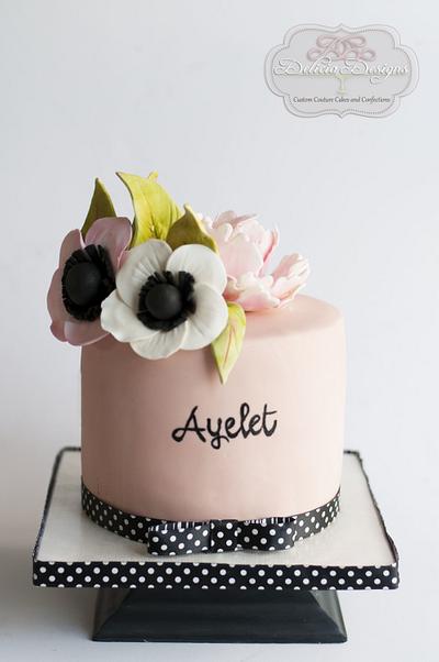 Anemone love - Cake by Delicia Designs
