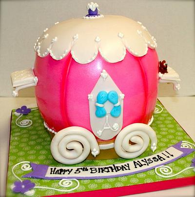 Princess Carriage - Cake by Stacy Lint